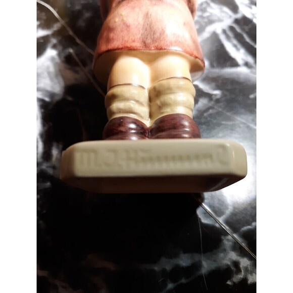 Hummel  Goebel A Budding Maestro - Picture 4 of 5